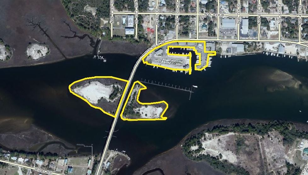 Moorings Marina at Carrabelle: 1000 US Hwy 98, Carrabelle, FL 32322
